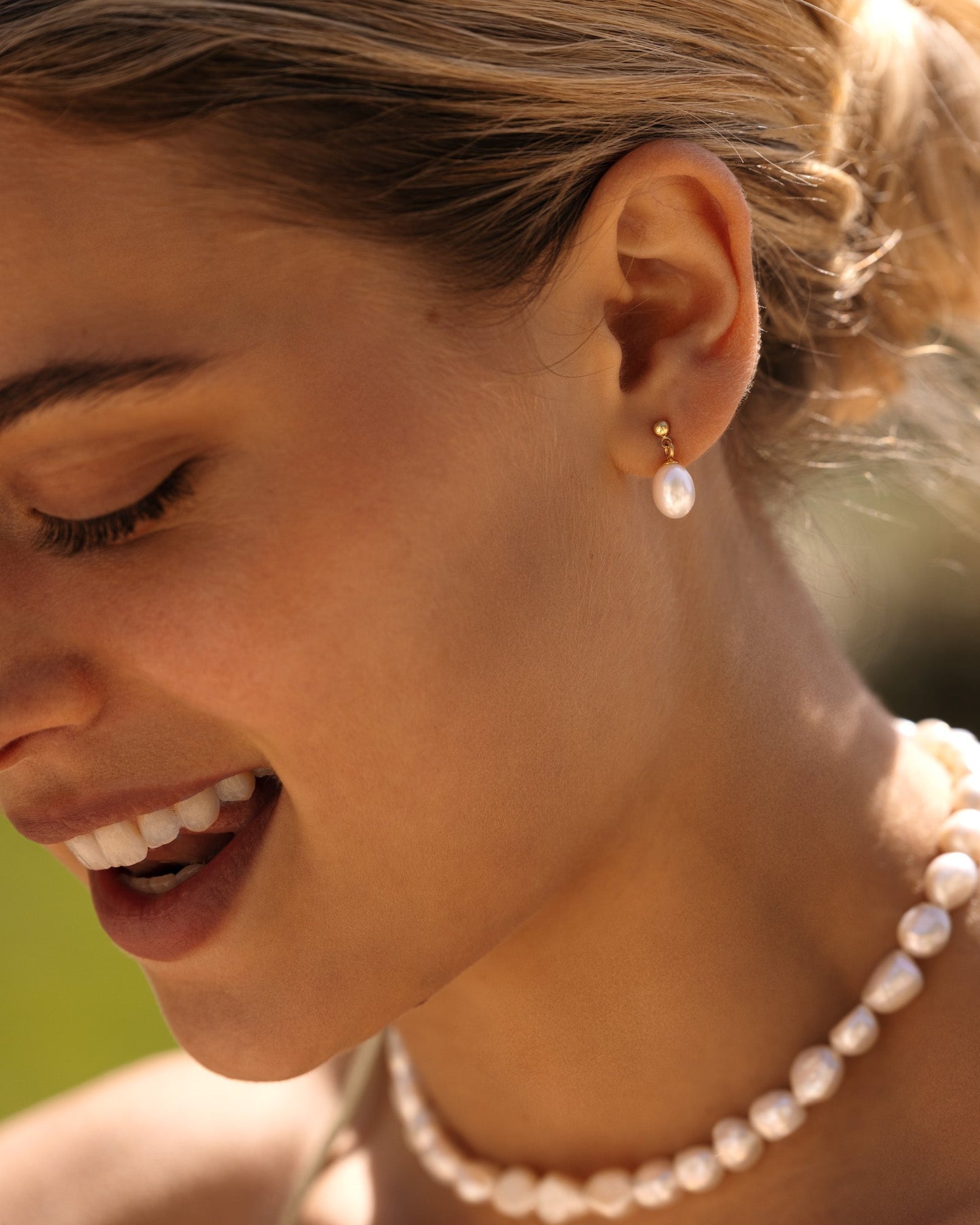 Aura Pearl Earring