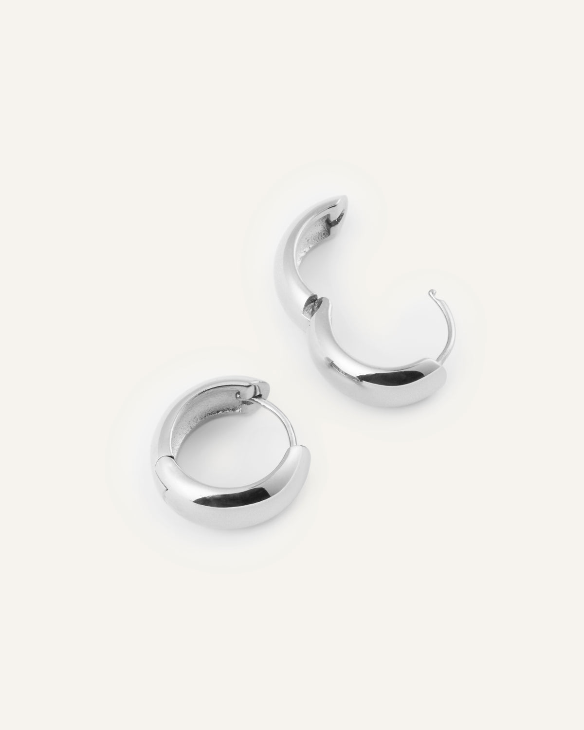 Brave Small Hoops