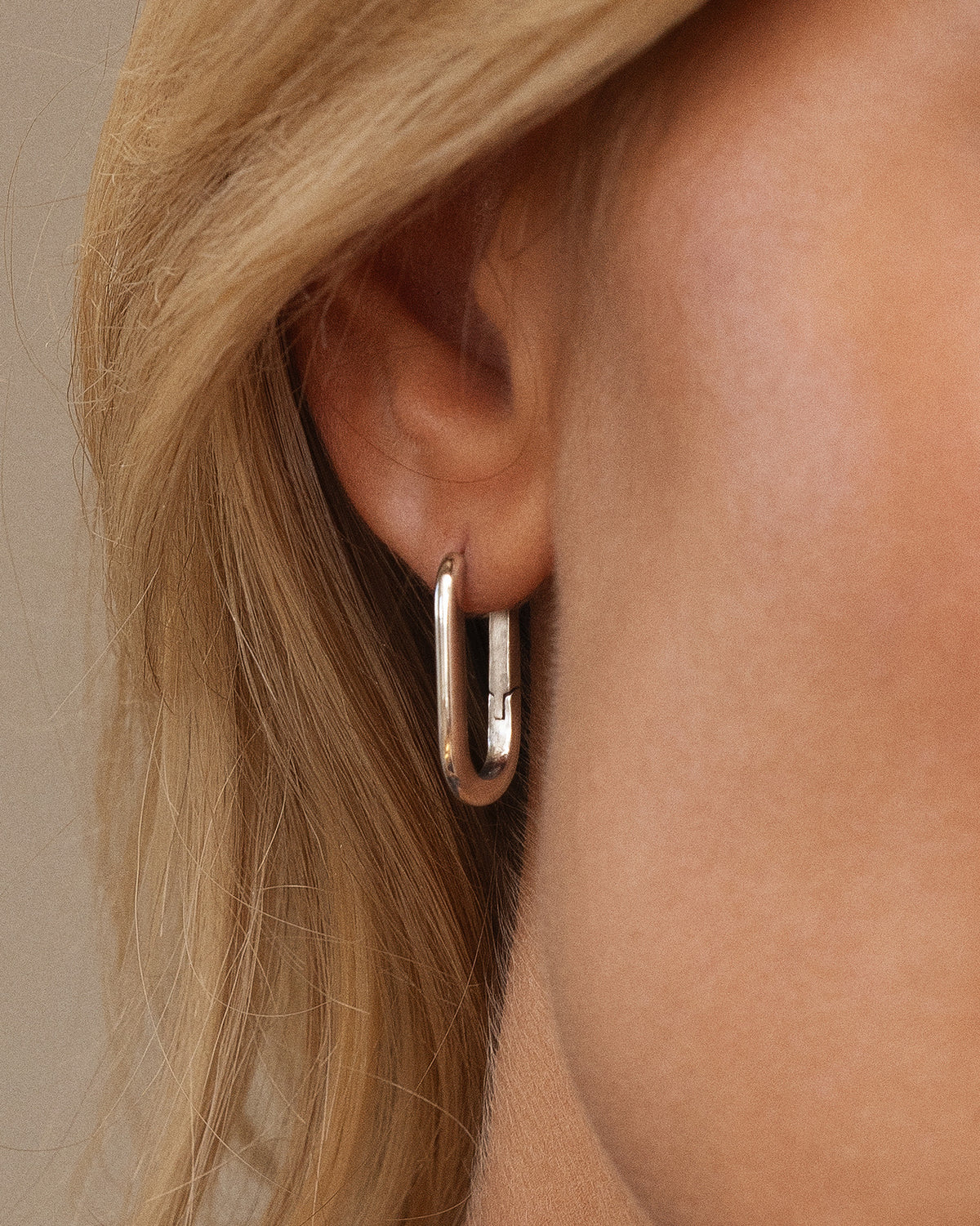 Slim Medium U-Hoops