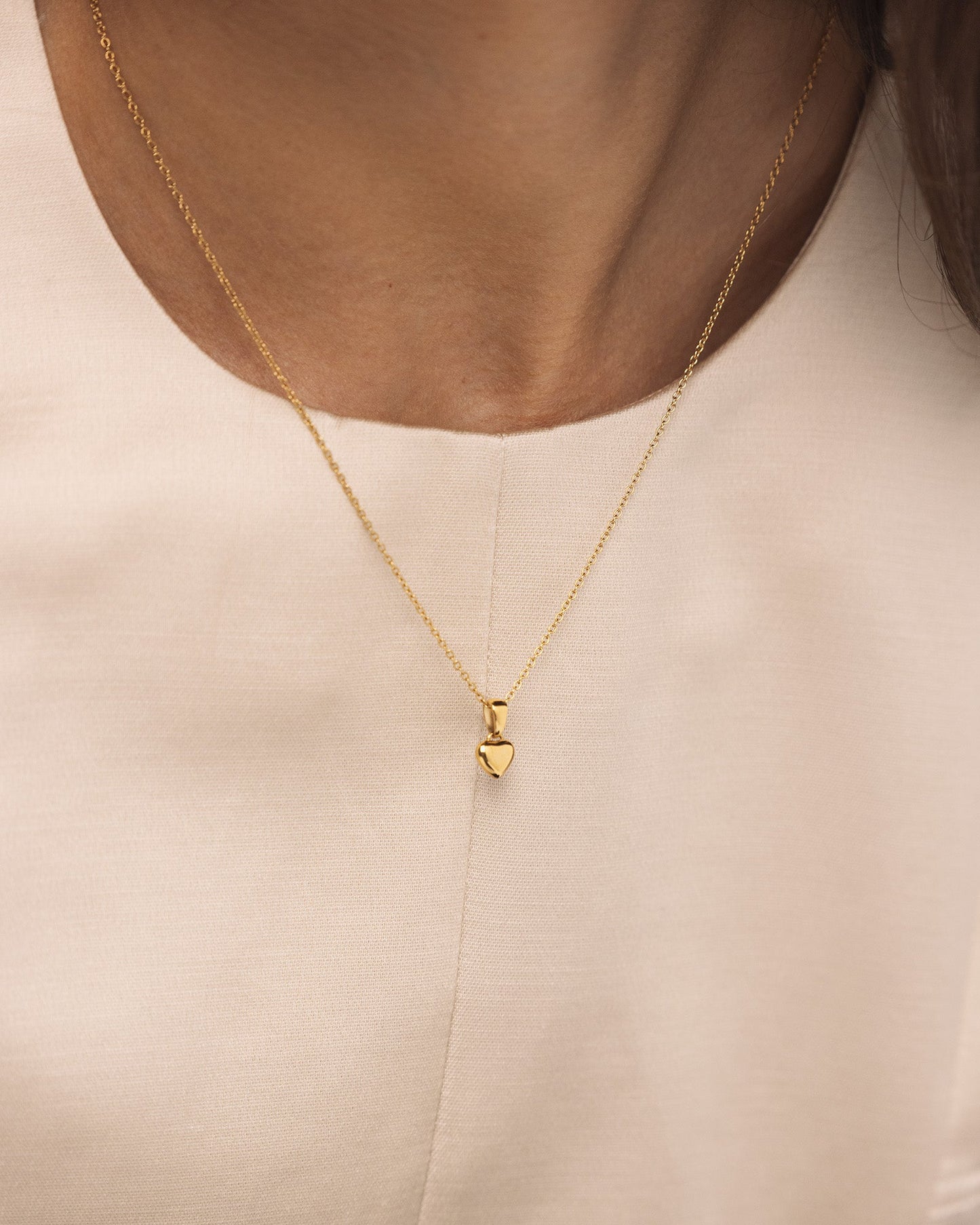 Sweetheart Medium Necklace