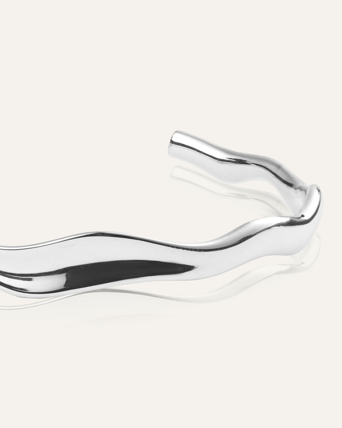 Wavy Bolded Cuff Bracelet