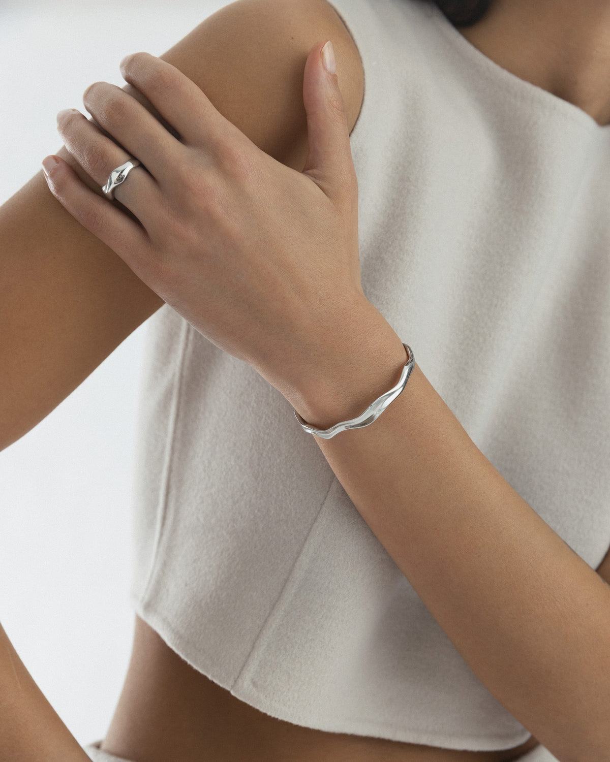Wavy Bolded Cuff Bracelet